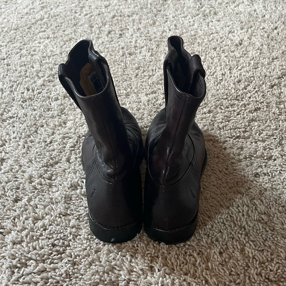 Frye Anna Shortie Boot | 9 - Picture 7 of 14